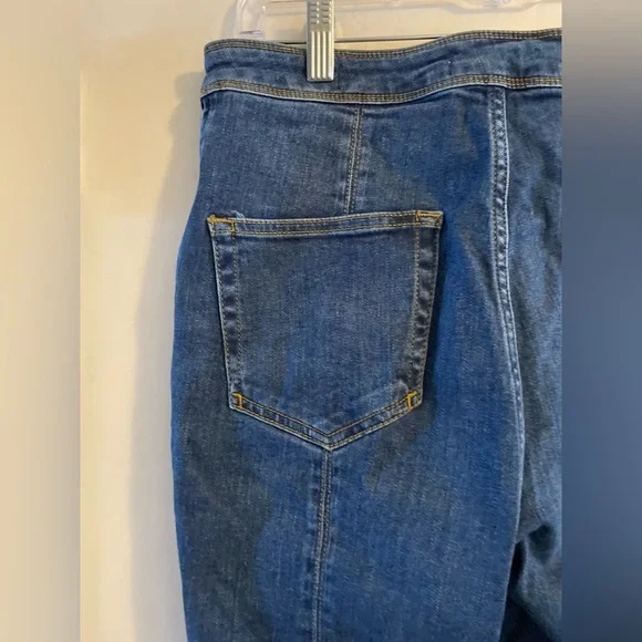 Pilcro & the Letterpress by Anthropologie High Rise Bootcut Jeans Size 28 - Picture 9 of 16